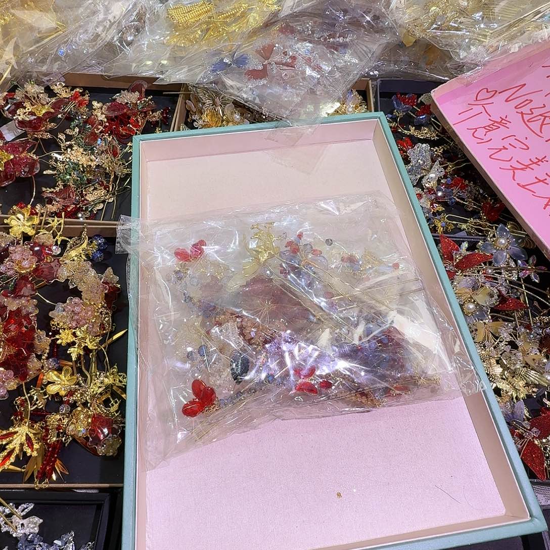 海***美混合材质新娘头饰不退不换不售后无礼盒42