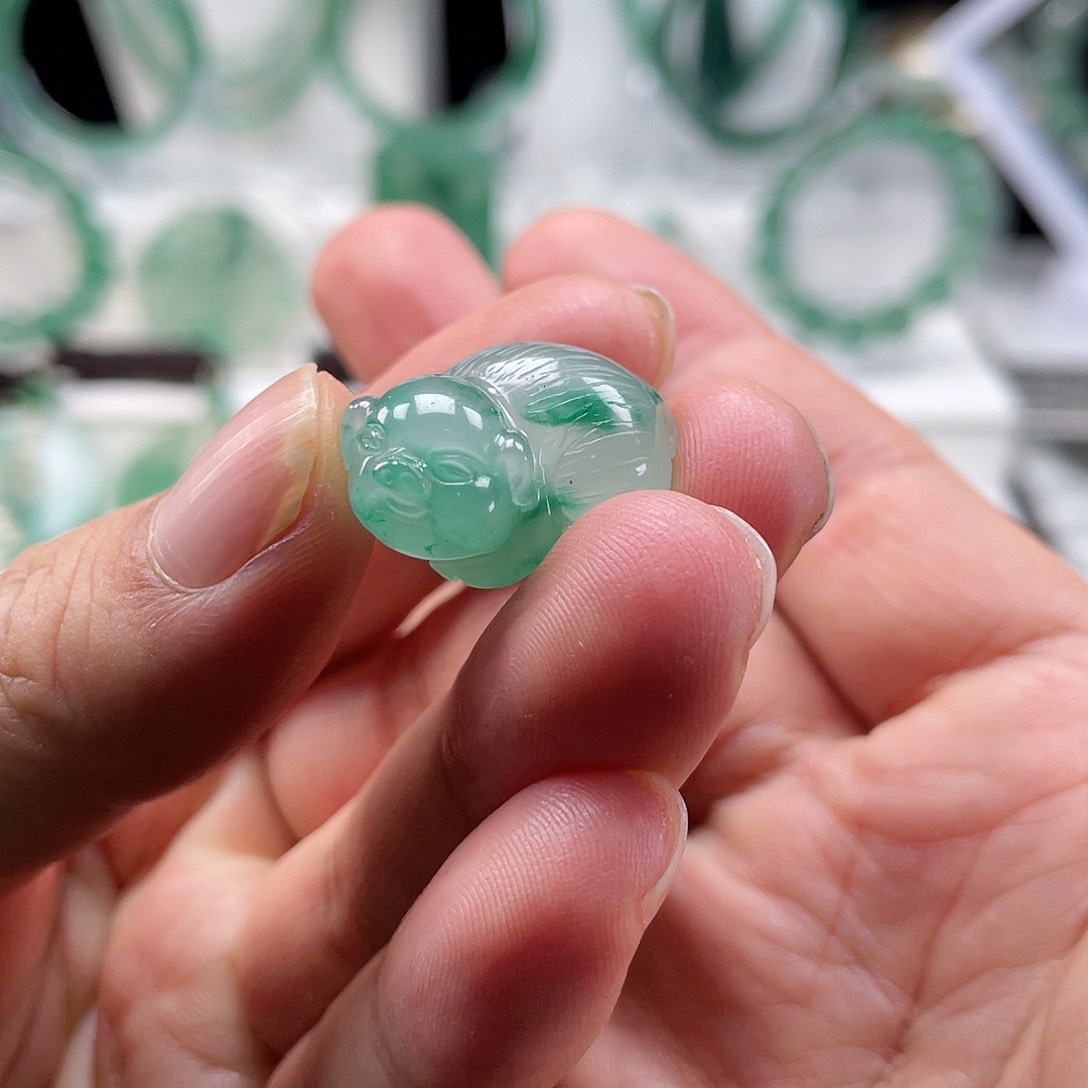 石英质玉吊坠(不含链)未镶嵌