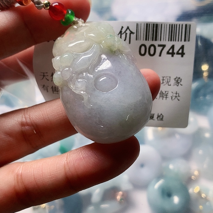 翡翠未镶嵌颈饰000000744