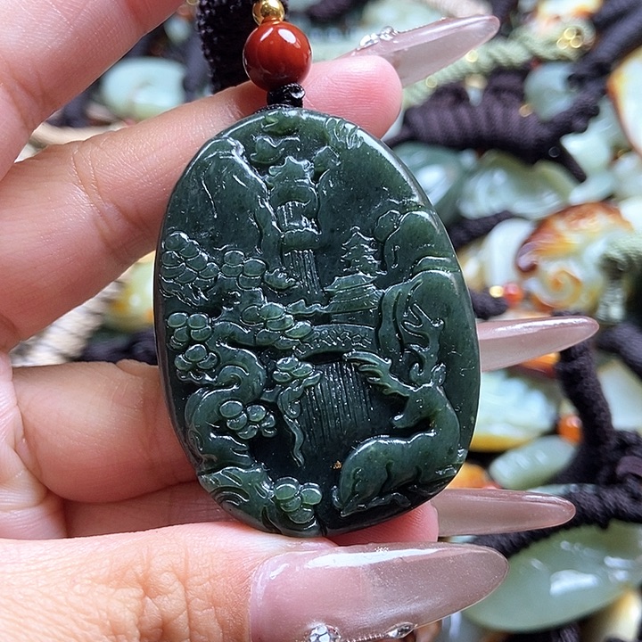 和田玉颈饰未镶嵌