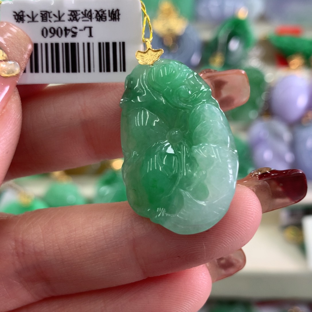 翡翠吊坠(不含链)18K金镶嵌