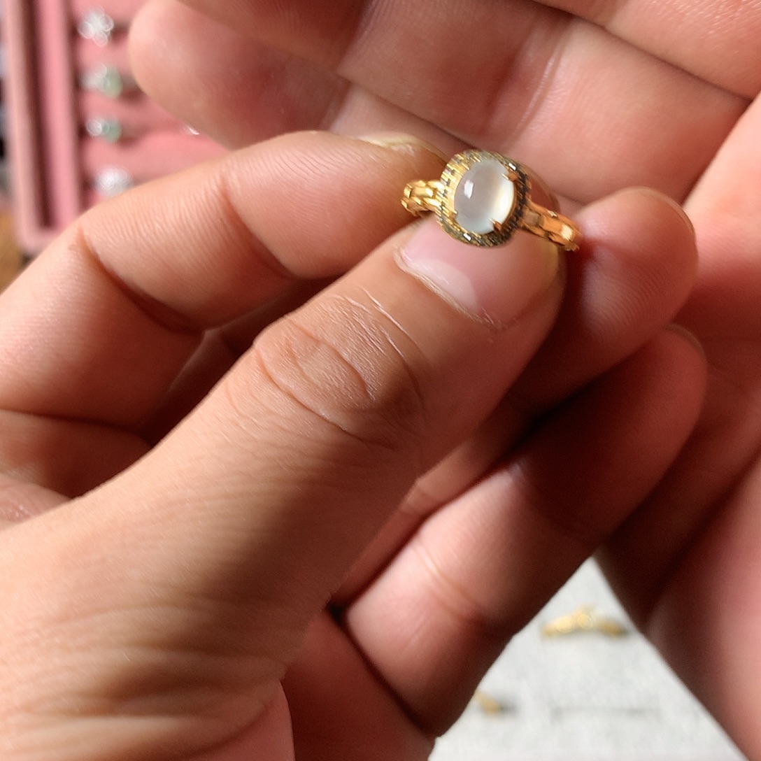 夏***荷翡翠未镶嵌戒指868