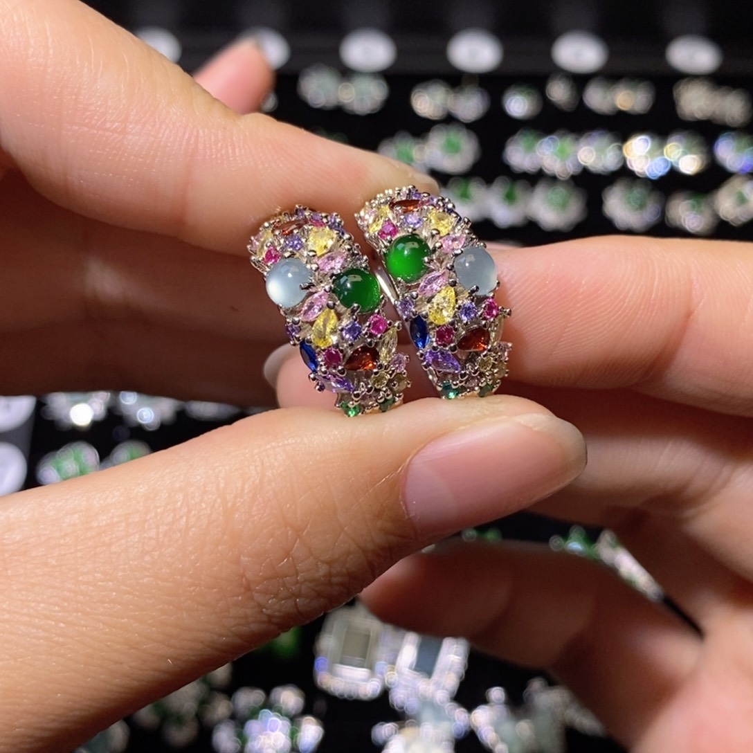 翡翠未镶嵌颈饰天然