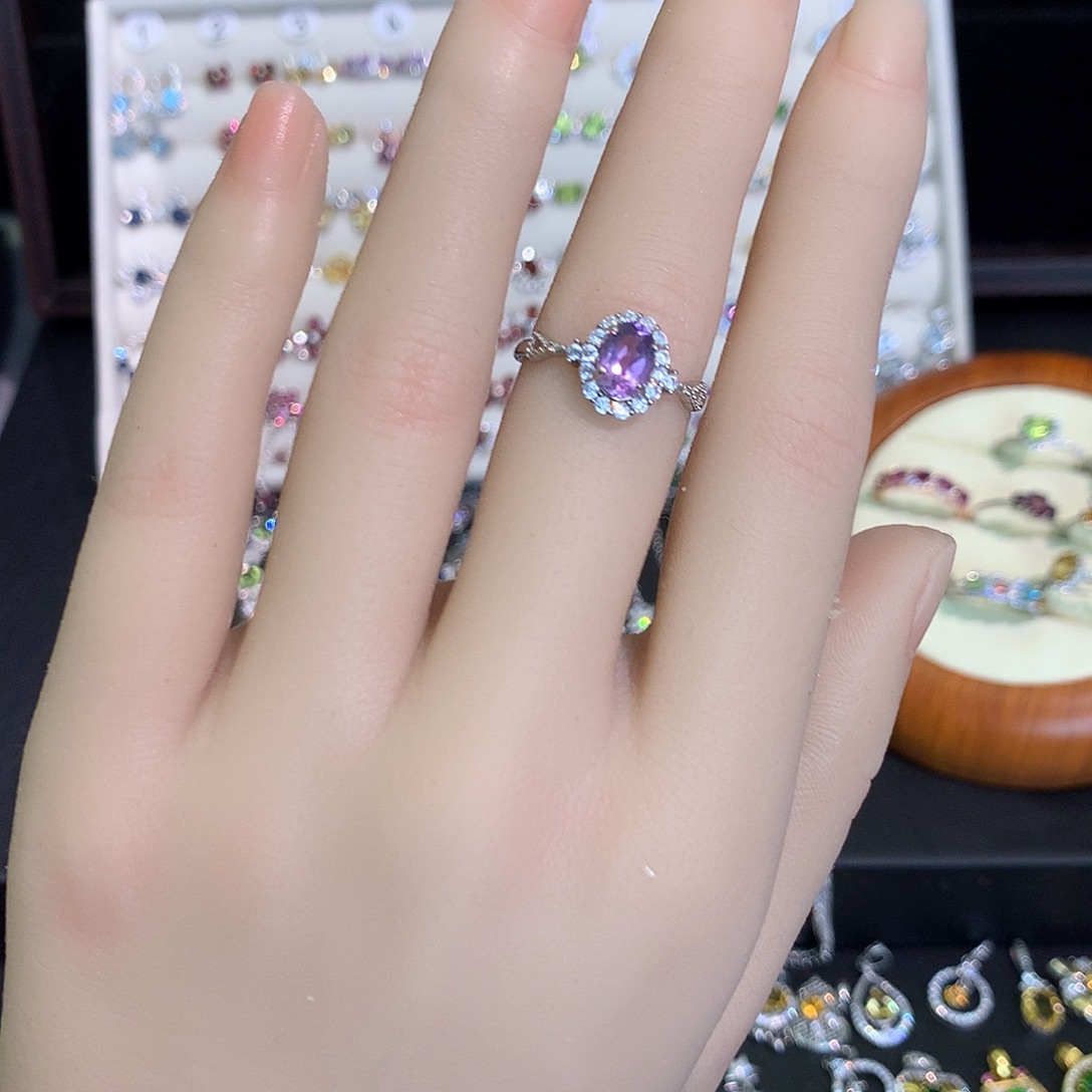 银S925镶嵌紫晶戒指