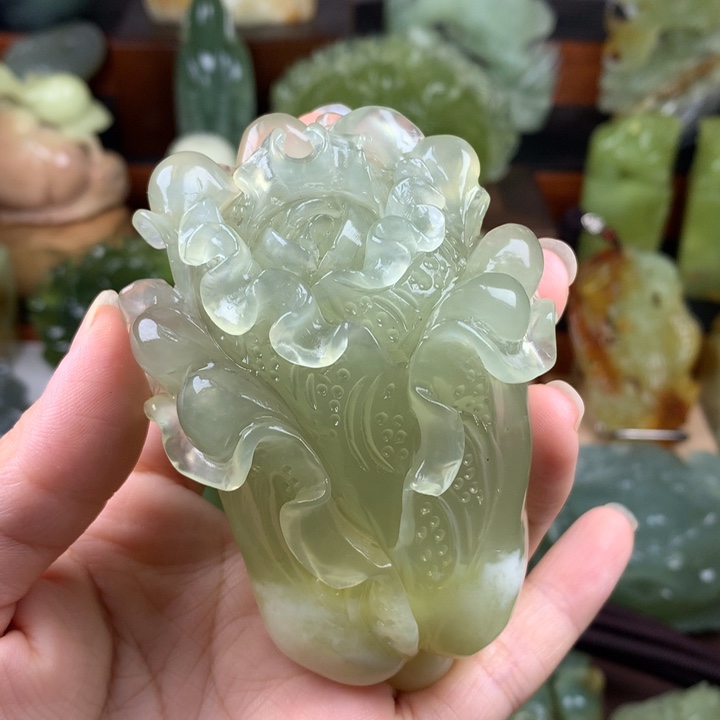 未镶嵌岫玉手把件