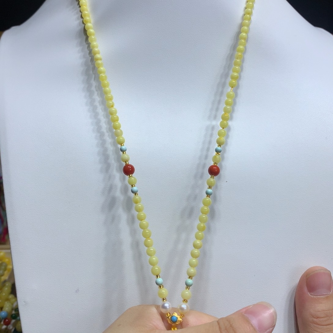 未镶嵌颈饰琥珀4.7mm