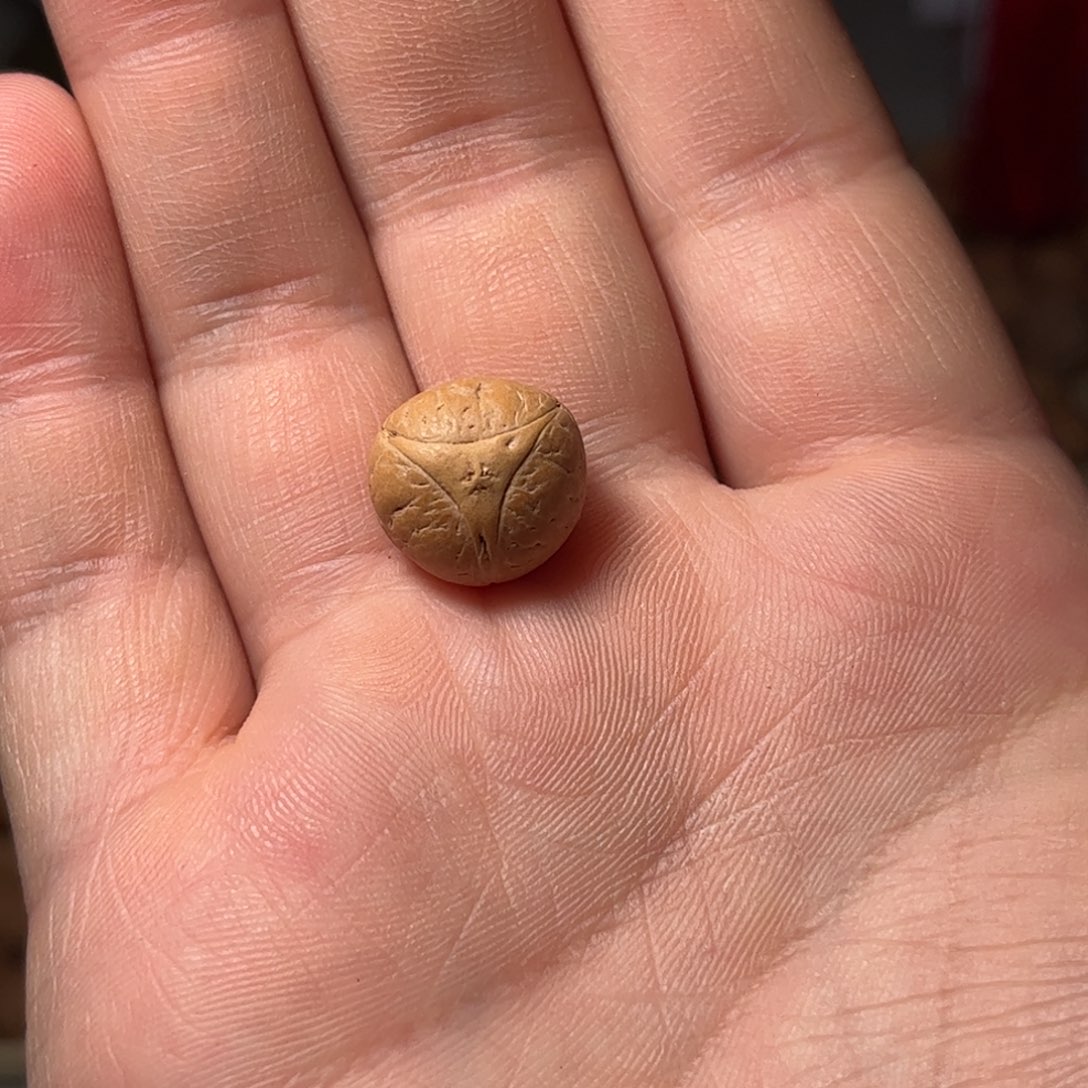 桃核吊坠14.7mm龙眼单颗，开孔不退