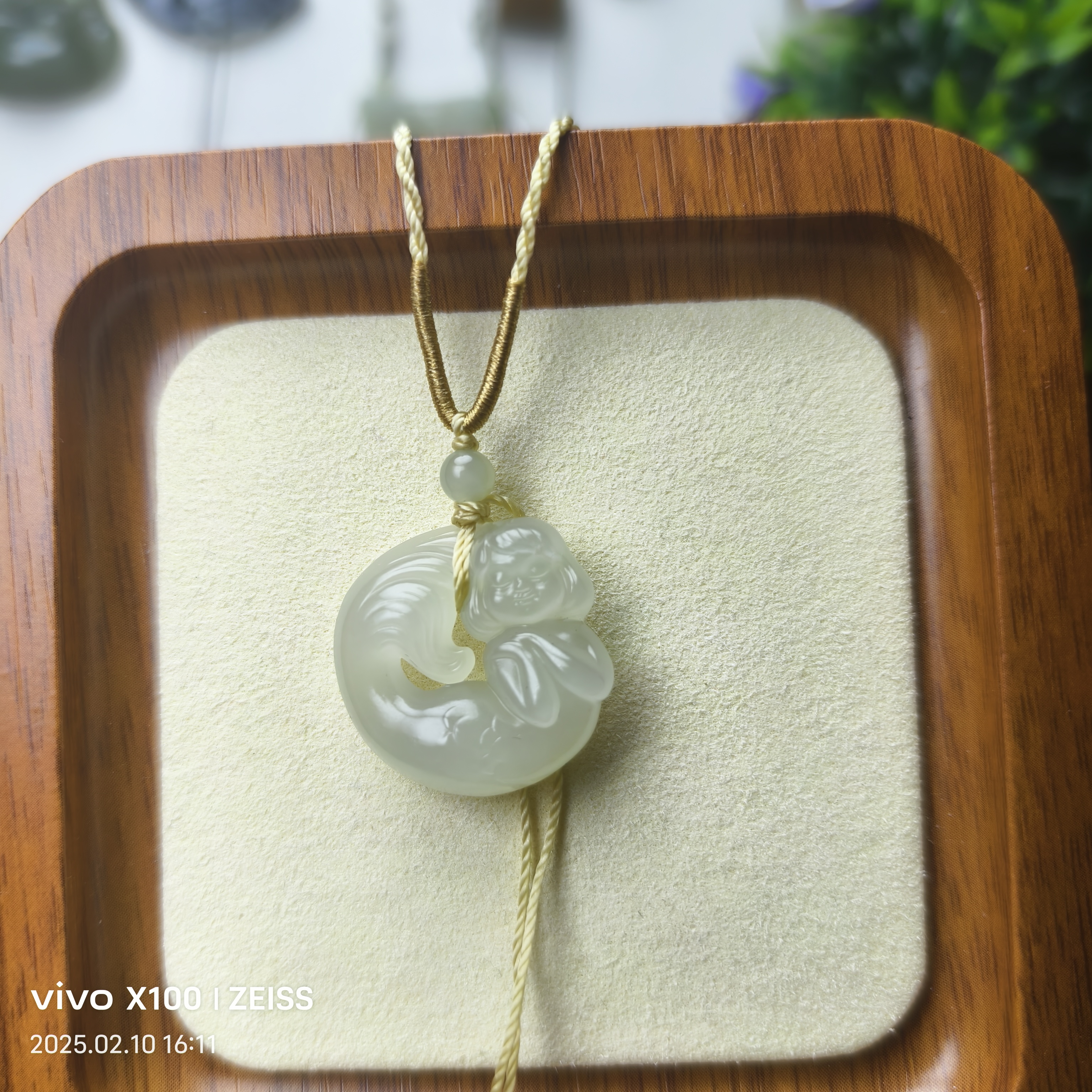 和田玉美人鱼吊坠