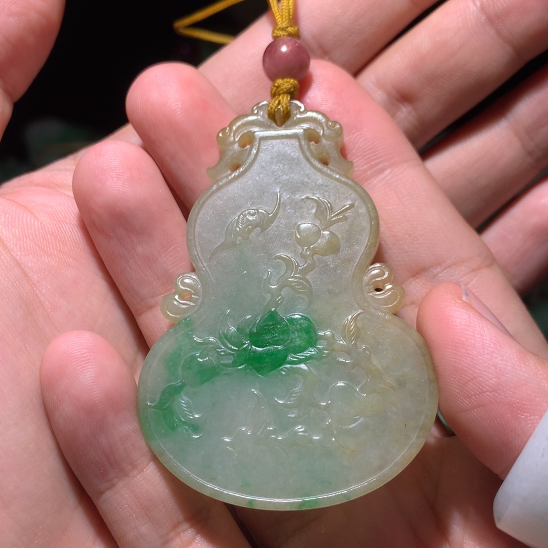 翡翠挂件未镶嵌北**航