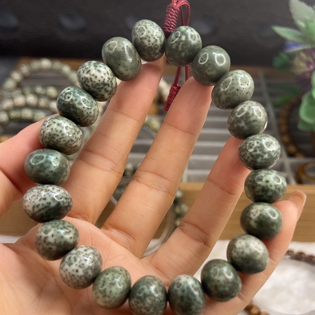 范***宇星月菩提吊坠16石玉随形