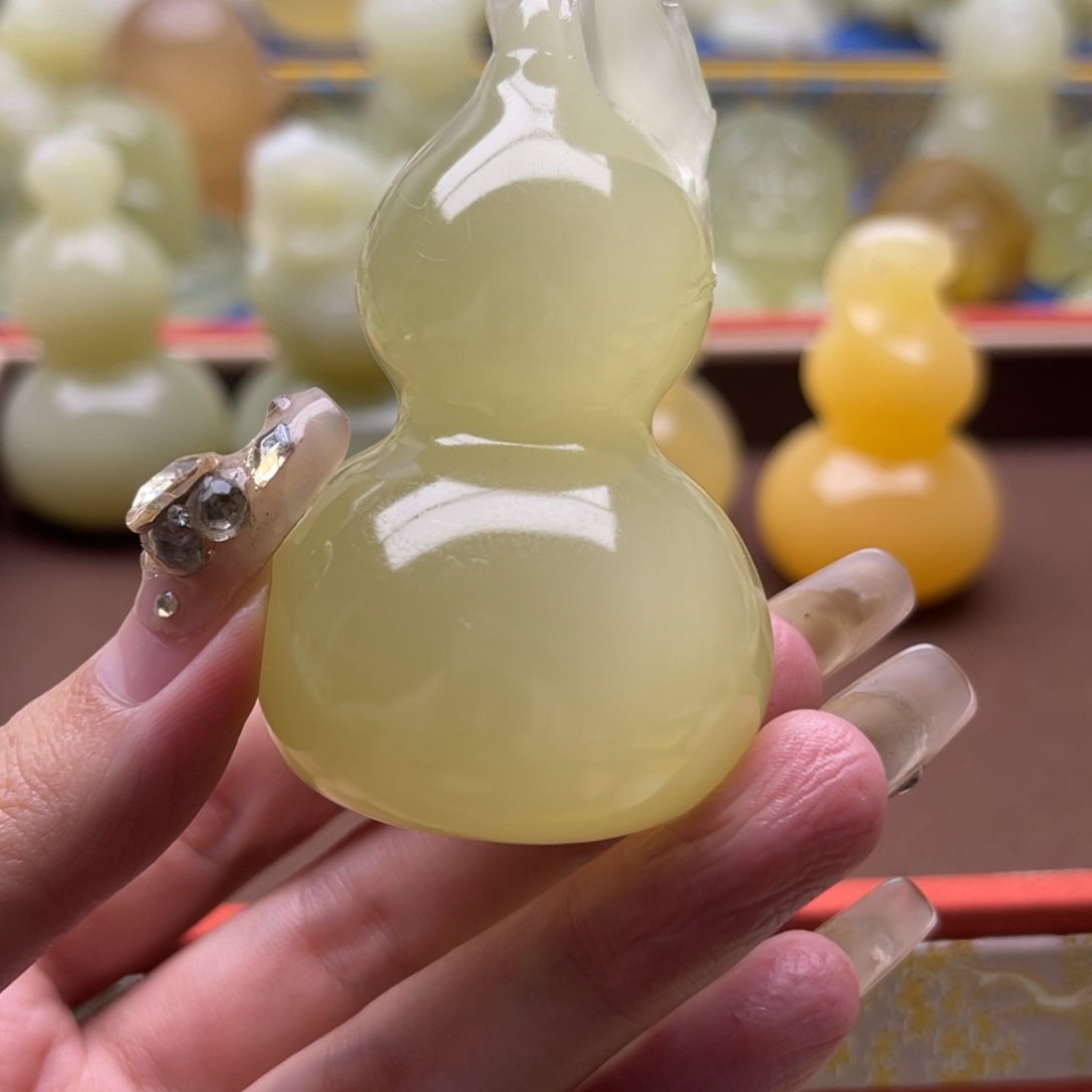 ****侯玉天然桌面摆放摆件