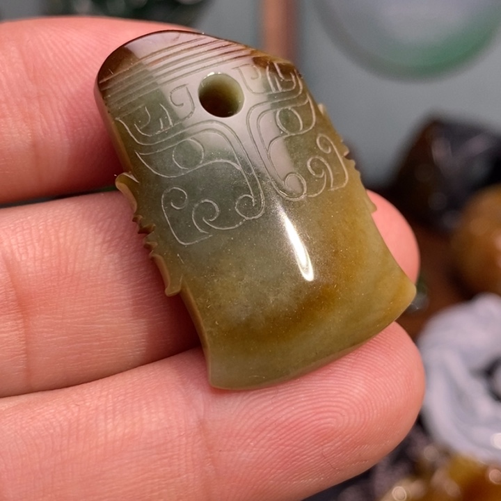 翡翠未镶嵌吊坠(不含链)玉钺