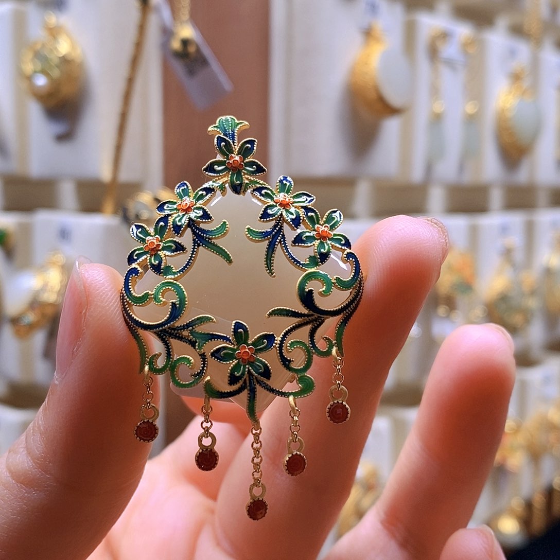 和田玉颈饰银S925镶嵌