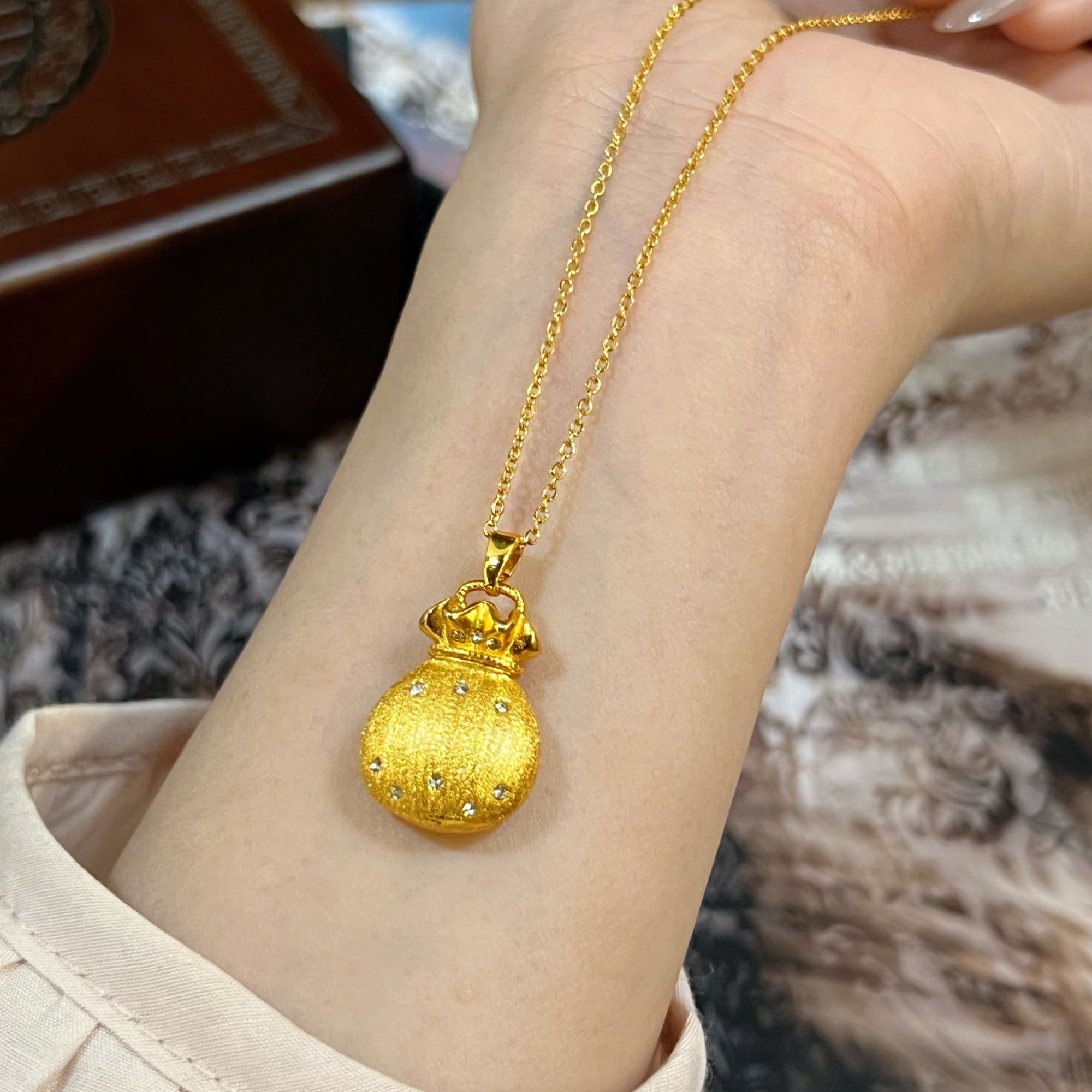 合金锆石项链 【福袋项链】锆石锁骨链中古风拉丝爆闪小福袋项链