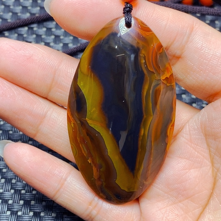 玛瑙/玉髓颈饰未镶嵌杰*