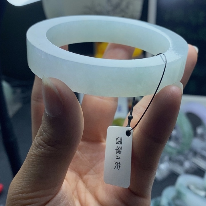 定制翡翠翡翠手镯未镶嵌