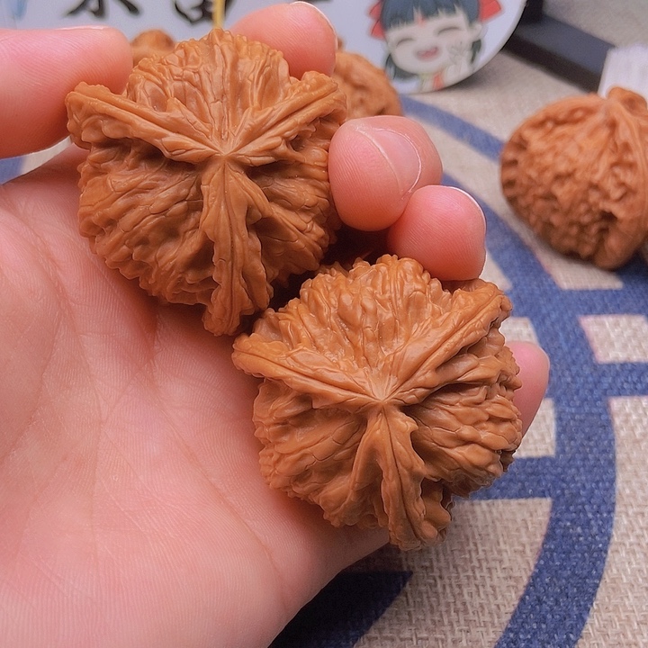 吊坠文玩核桃老*三棱