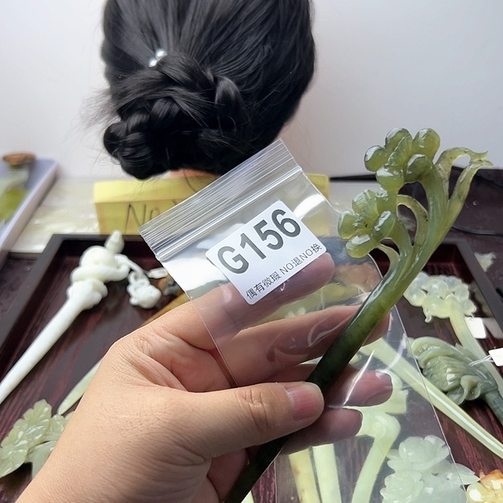 蛇纹石玉发饰合金天****师