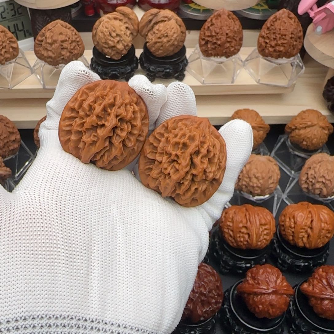 文玩核桃吊坠36秦闷