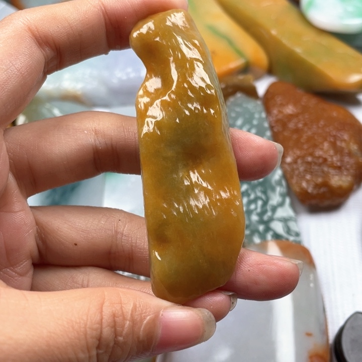 【闪购商品】翡翠颈饰未镶嵌翡翠