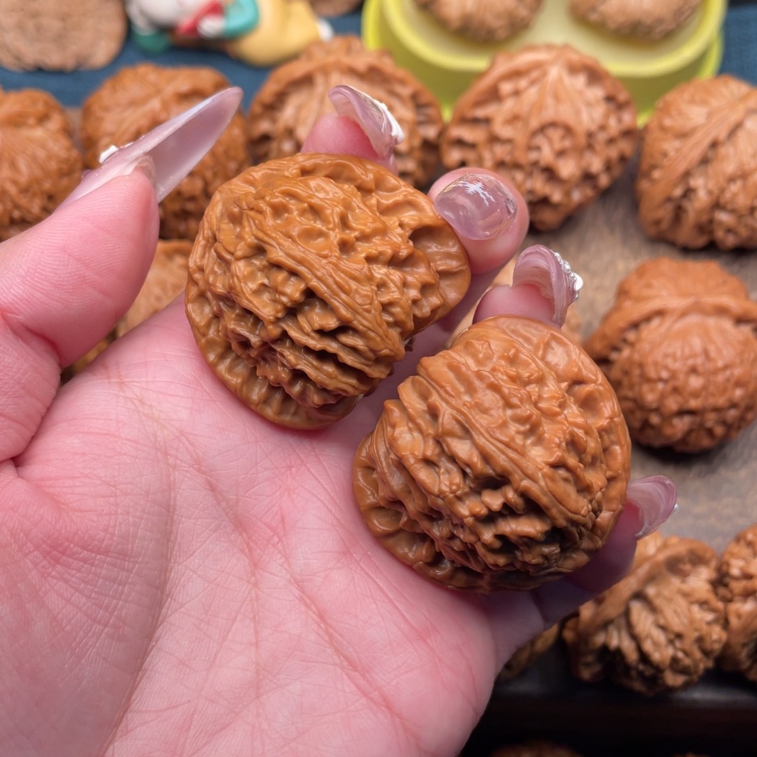 把件文玩核桃全品精配延庆，三角白39