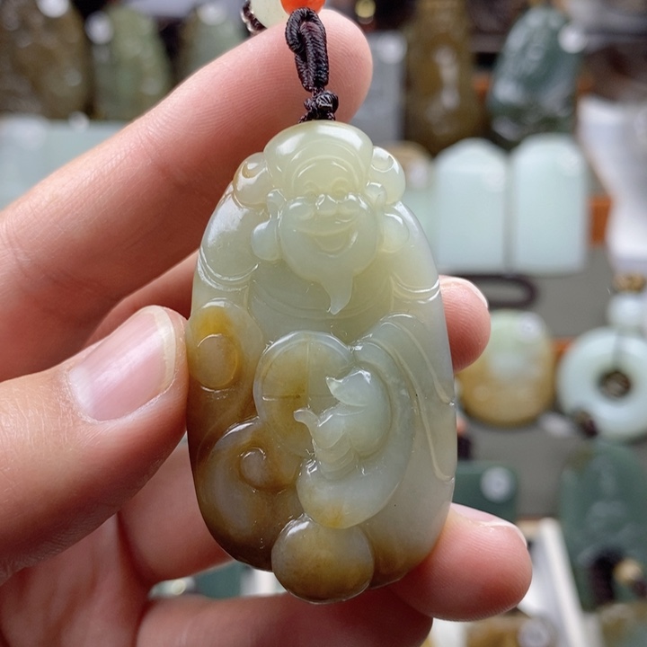 和田玉（糖玉）未镶嵌颈饰