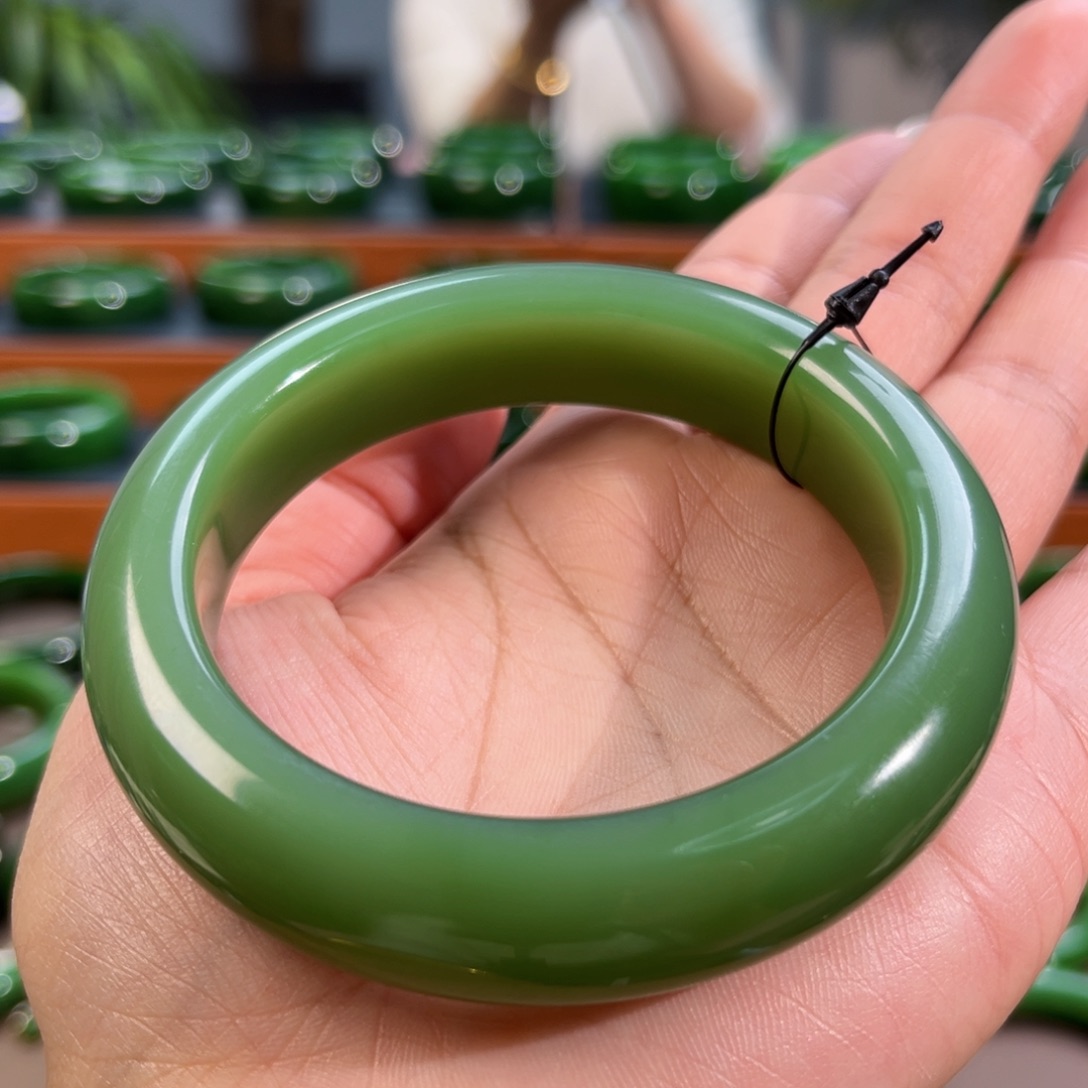 未镶嵌手镯和田玉5758