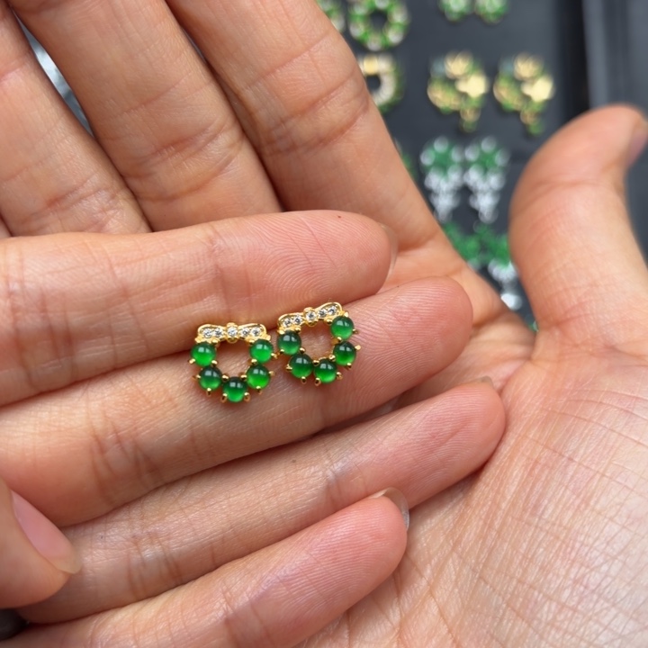 爱****翡翠银S925镶嵌耳饰