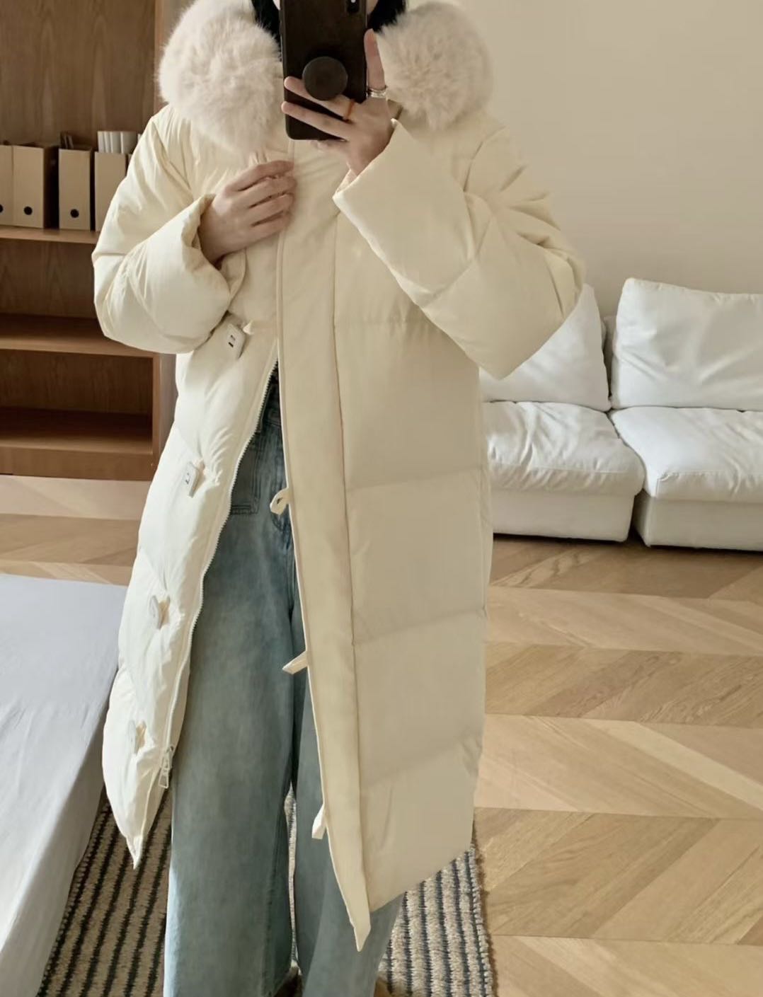 大毛领连帽泡芙白鸭羽绒服2025冬季新款美拉德小个子加厚短款外套