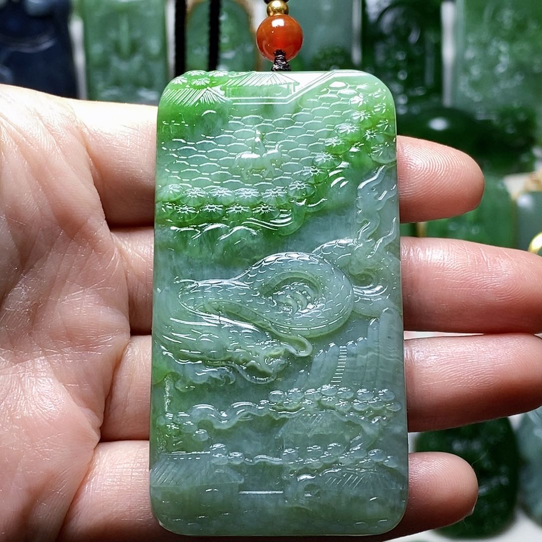 和田玉（碧玉）颈饰未镶嵌