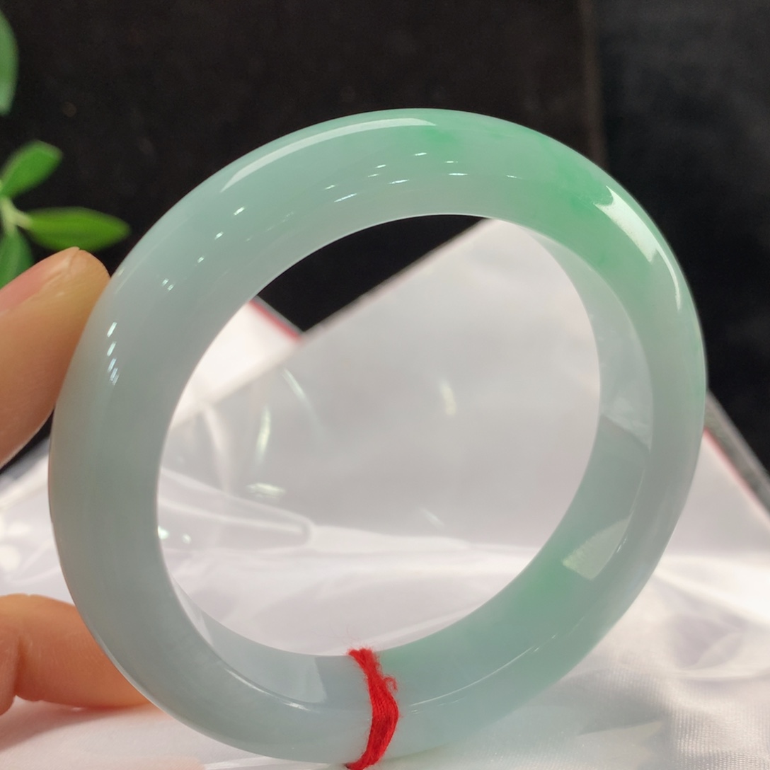 翡翠手镯未镶嵌111-1021