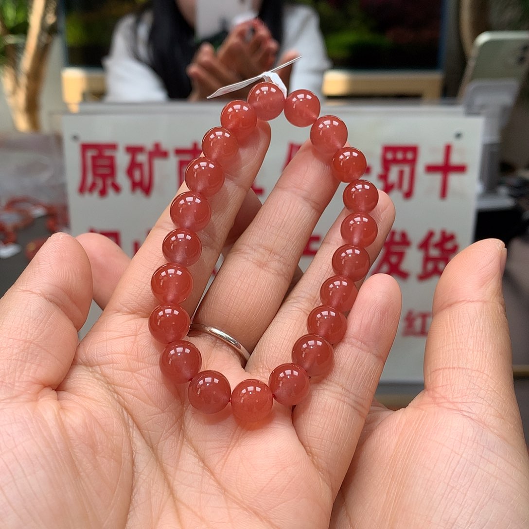 南红玛瑙9MM冰红手串未镶嵌
