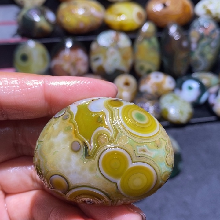 玛瑙/玉髓未镶嵌珠宝奇石92