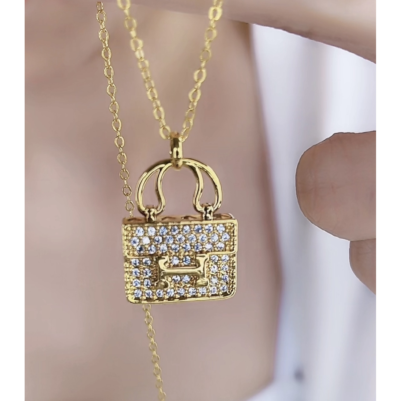 18K金香香包吊坠气质百搭时尚