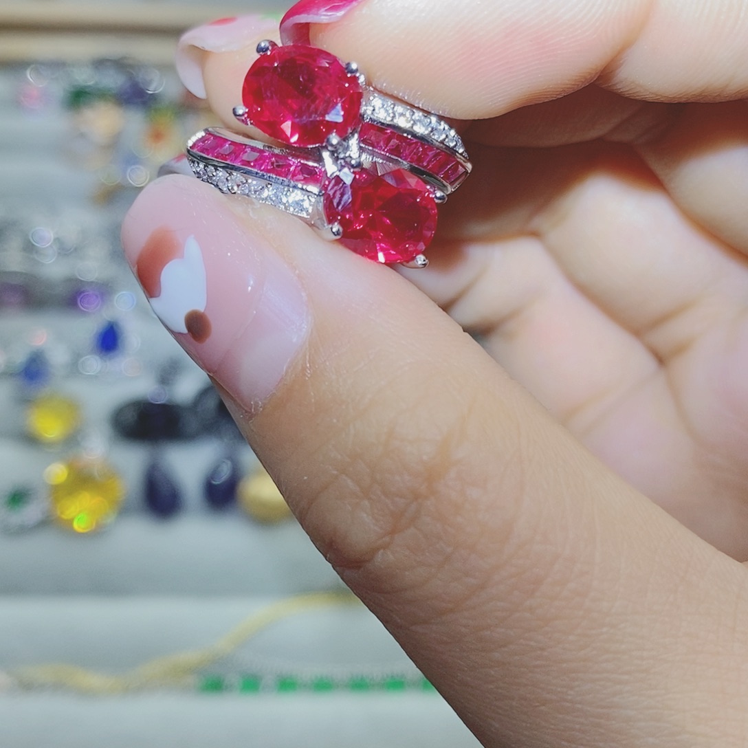 【闪购商品】托帕石耳饰银S925镶嵌