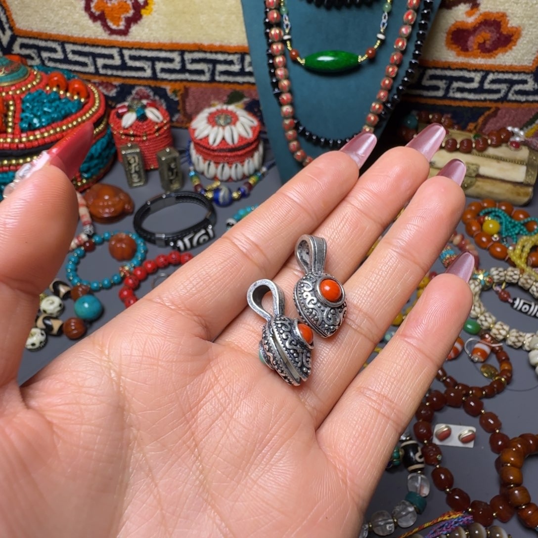 琉璃手工艺品洋****欢吊坠吊坠吊坠吊坠吊坠吊坠