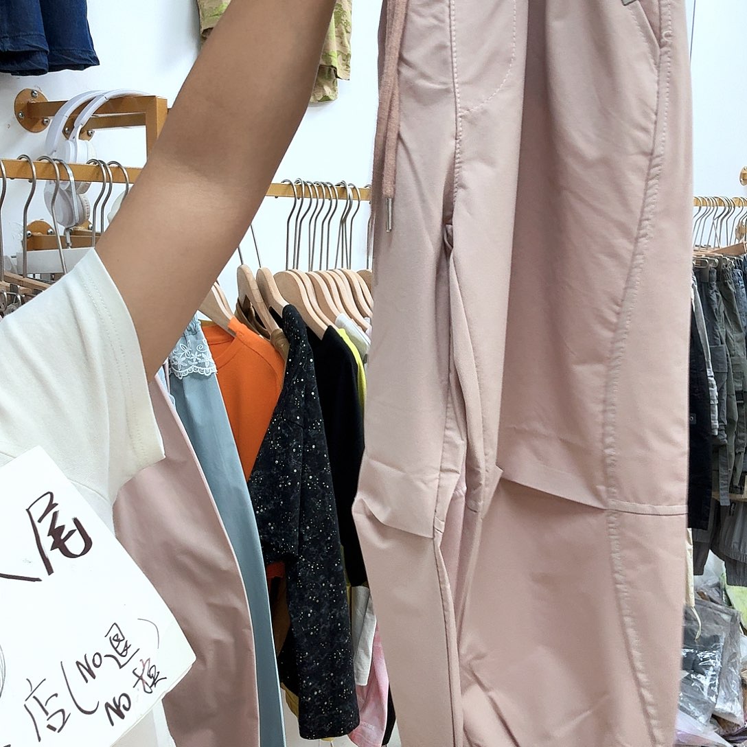 实体店上衣裤子裙子