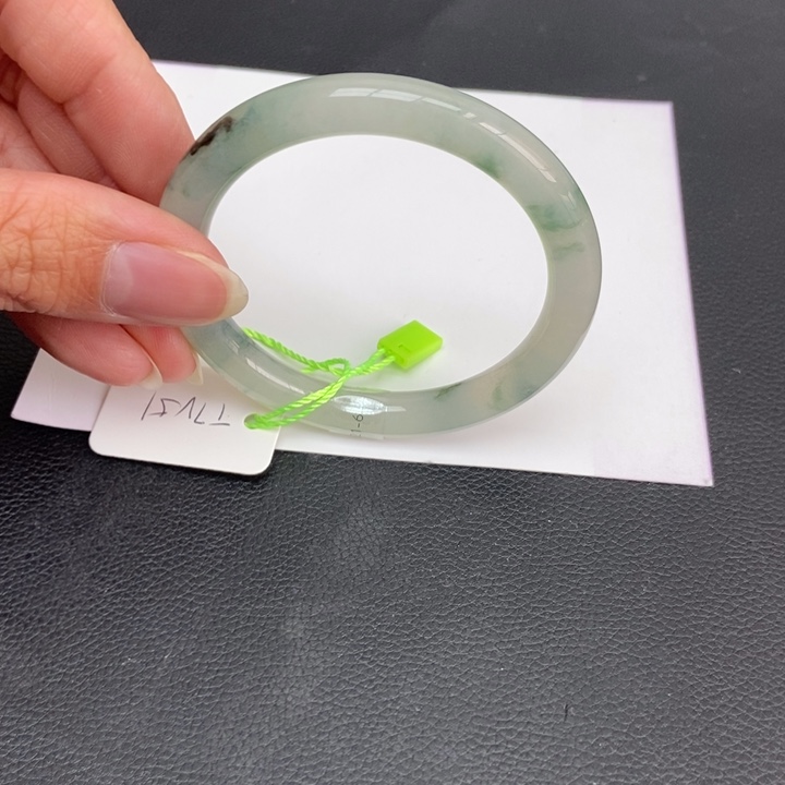 翡翠手镯未镶嵌50-51圆条