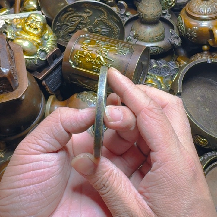 铜器摆件收收藏藏