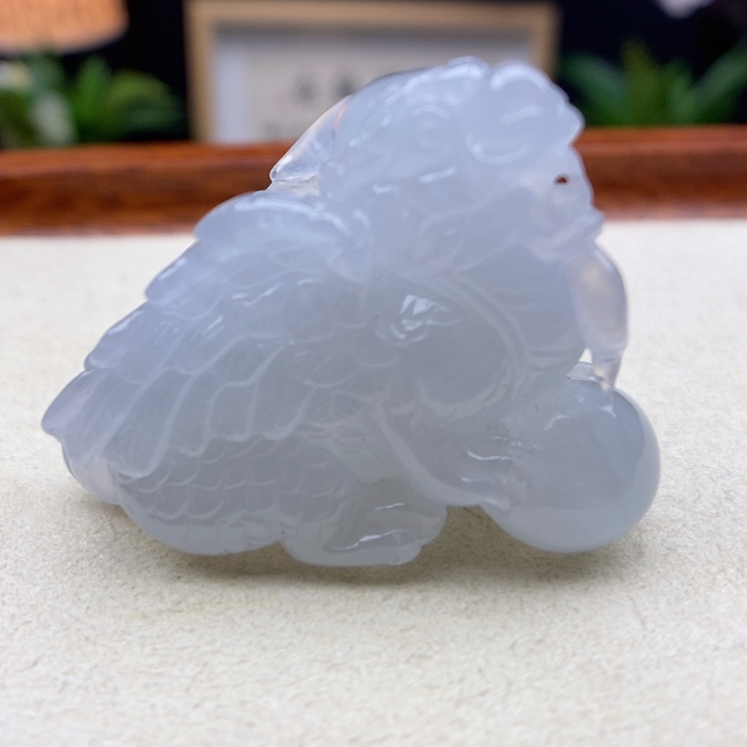 翡翠未镶嵌颈饰吊坠