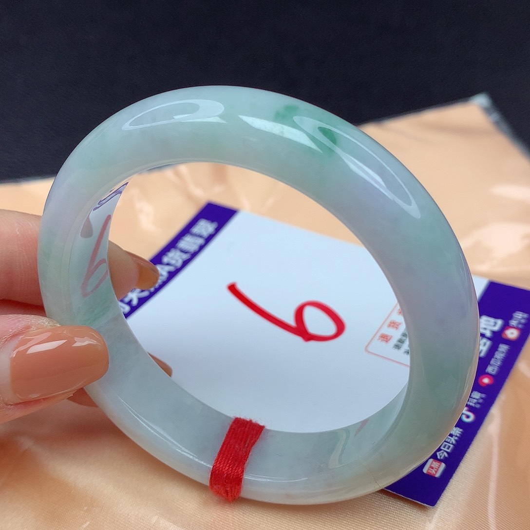 【闪购商品】翡翠手镯未镶嵌翡翠