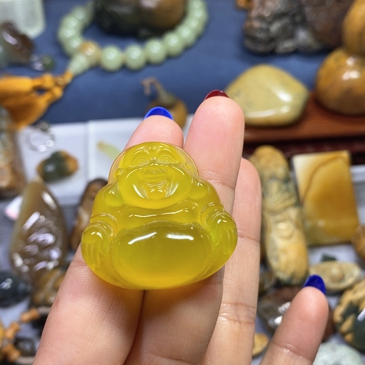 蛇纹石玉吊坠未镶嵌