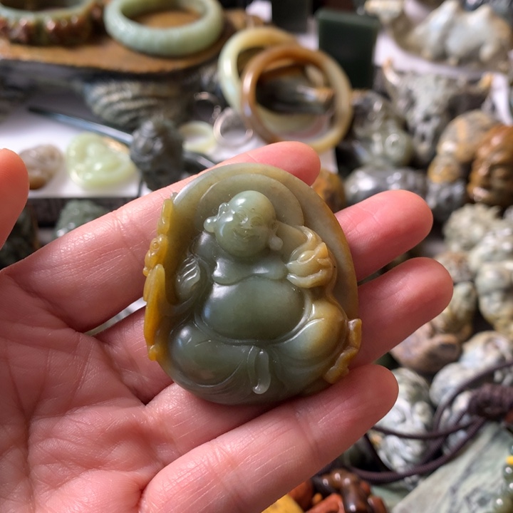 岫岩河磨玉（透闪石质玉）手链未镶嵌老*