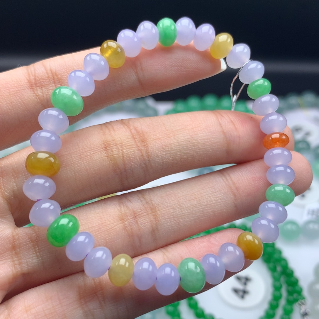 翡翠手链未镶嵌卡