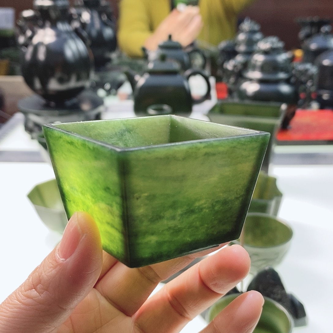 和田玉（青玉）摆件未镶嵌