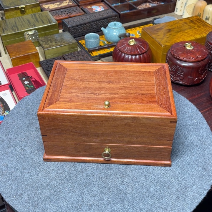 紫檀木类成套家具