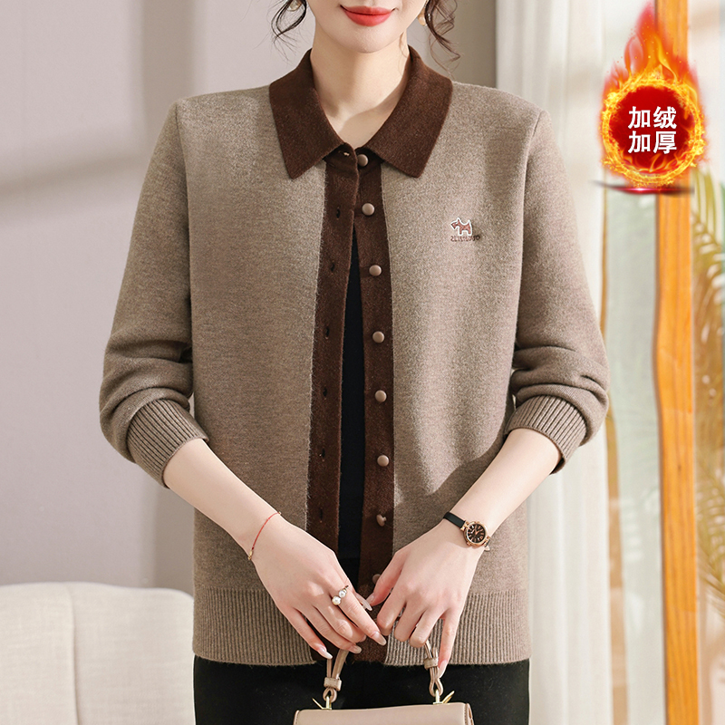 冬季洋气妈妈装加绒翻领开衫毛衣女秋冬中老年女加厚上衣针织外套