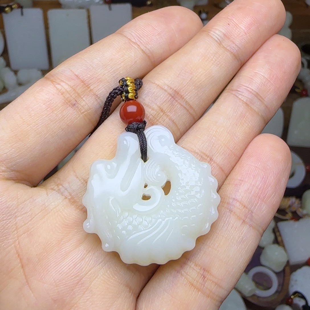 未镶嵌和田玉挂件鱼化龙