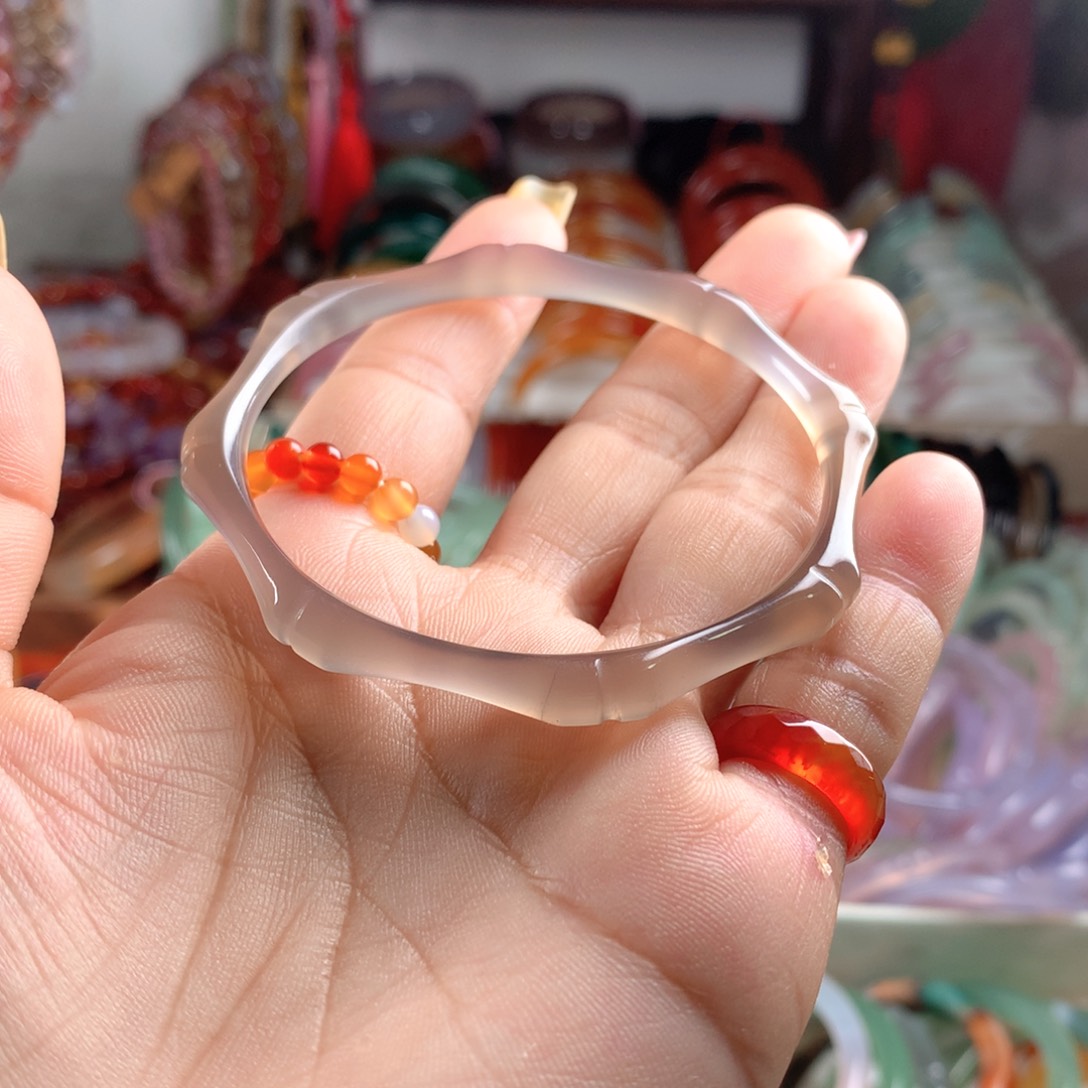 玛瑙/玉髓未镶嵌手镯