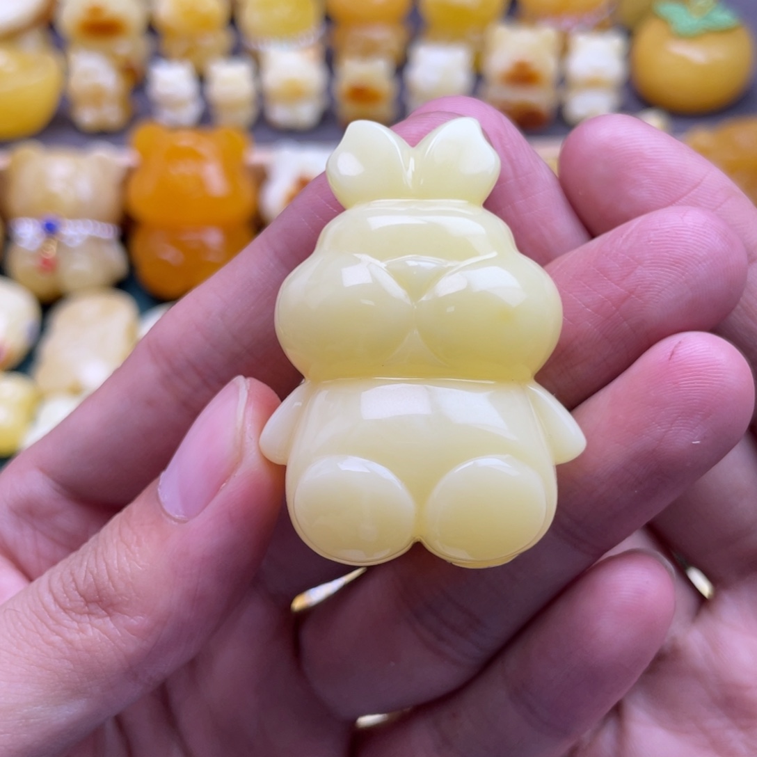 琥珀未镶嵌裸石蜜蜡